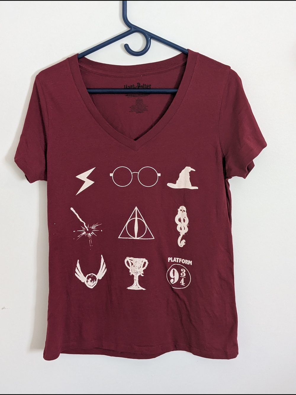 Harry Potter Burgundy Graphic Print Cotton Knit V-Neck Short Sleeve Tee M